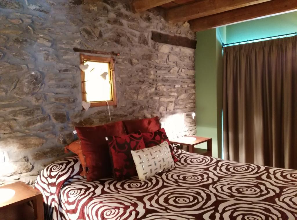 Masia D'En Valenti Anserall  Kamer foto